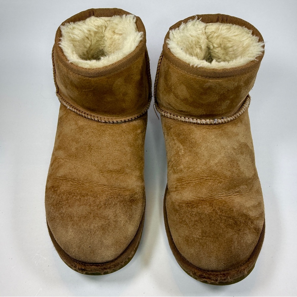 Ugg Classic Mini II Boot Women Size 6 Chestnut